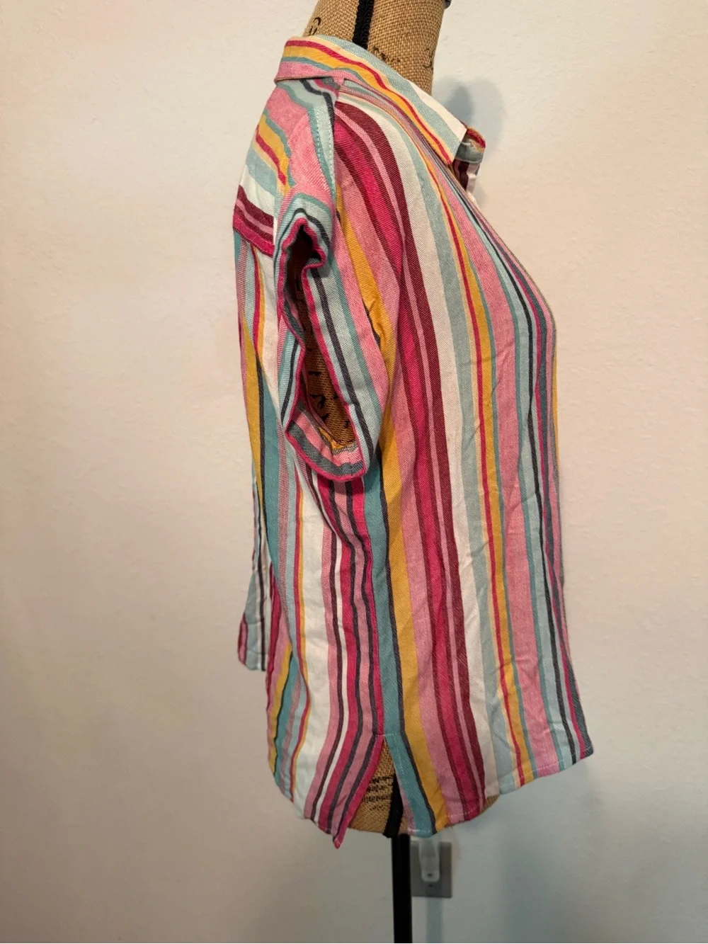 Harper Heritage Linen Button up Striped Short Sleeve Top - Picture 3 of 11